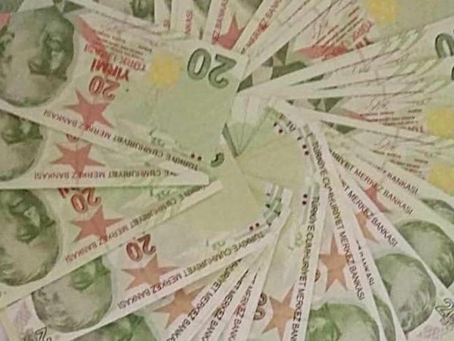 Muğla Fethiye'de piyasaya sahte para süren kişiler yakalandı