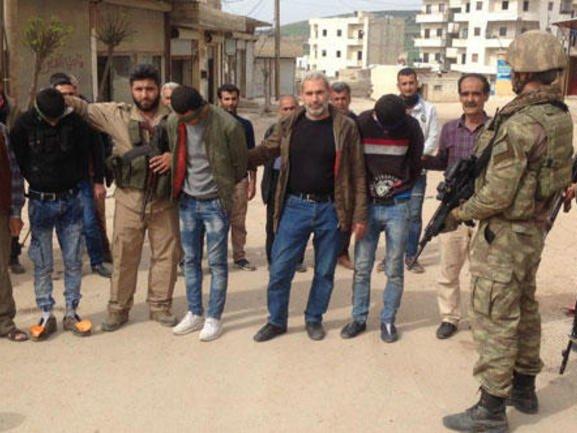 Afrin halkı 18 teröristi Türk askerine teslim etti