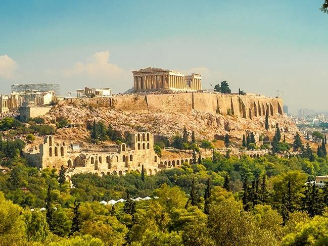 Tarihi bugüne taşıyan şehir Atina