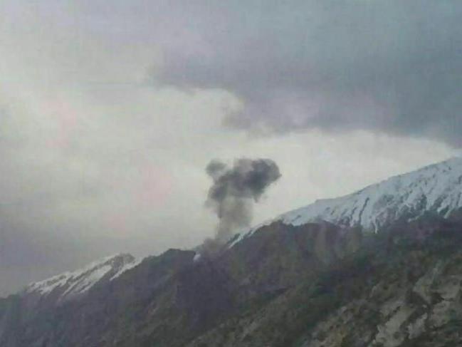 Türk uçağı İran'da düştü