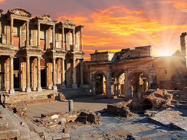 Antik uygarlığın başladığı yer Efes Antik Kenti