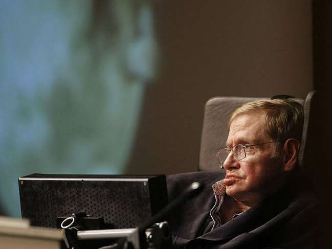 Stephen Hawking herkesin merak ettiği soruyu yanıtladı
