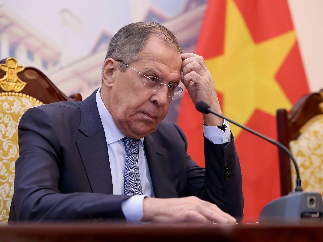 Lavrov hedef gösterdi: Şantaj yapıyorlar