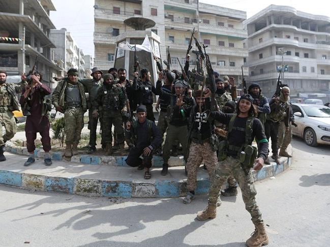 ÖSO'lular İngiliz basınına Afrin zaferini anlattı