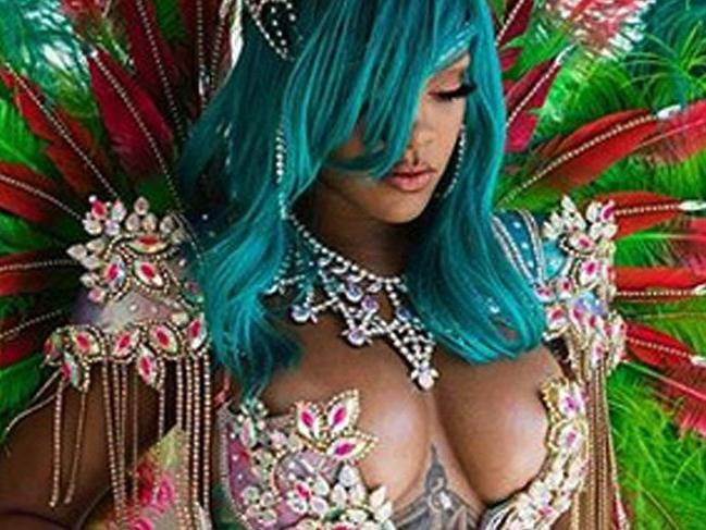 Rihanna'dan 800 milyon dolarlık mesaj
