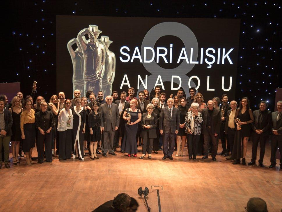 8. Sadri Alışık Anadolu Tiyatro Oyuncu Ödülleri sahiplerini buldu