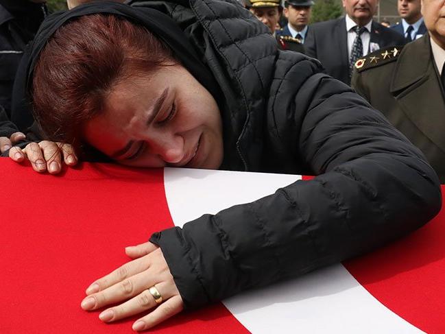 Şehit Pilot Üsteğmen, Samsun'da gözyaşlarıyla uğurlandı