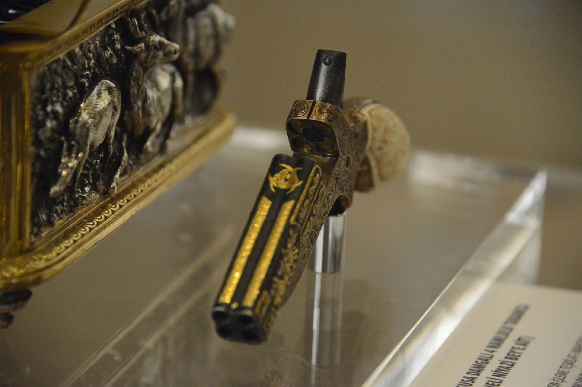 FOTO:SÖZCÜ- Yavuz ALATAN- İşte tartışmalara konu olan o tabanca