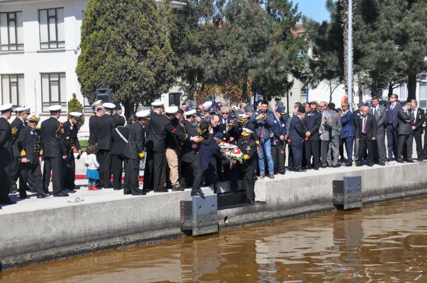 dumlupina-denizalti-anma-foto-dha-10