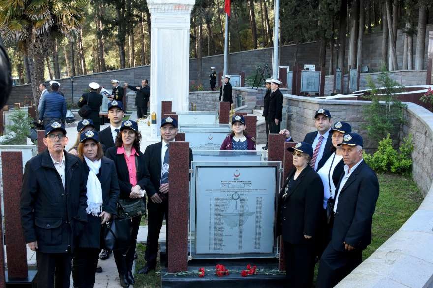 dumlupina-denizalti-anma-foto-dha-3