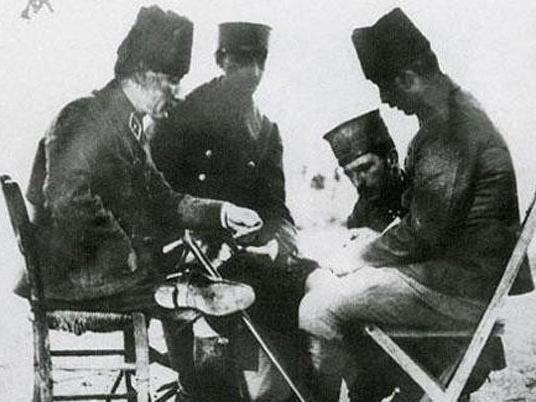 Atatürk'ün o fotoğrafı iki il arasında tartışma konusu oldu