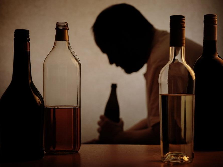 Endişe verici rakamlar: 200 bin çocuğun ebeveyni alkolik