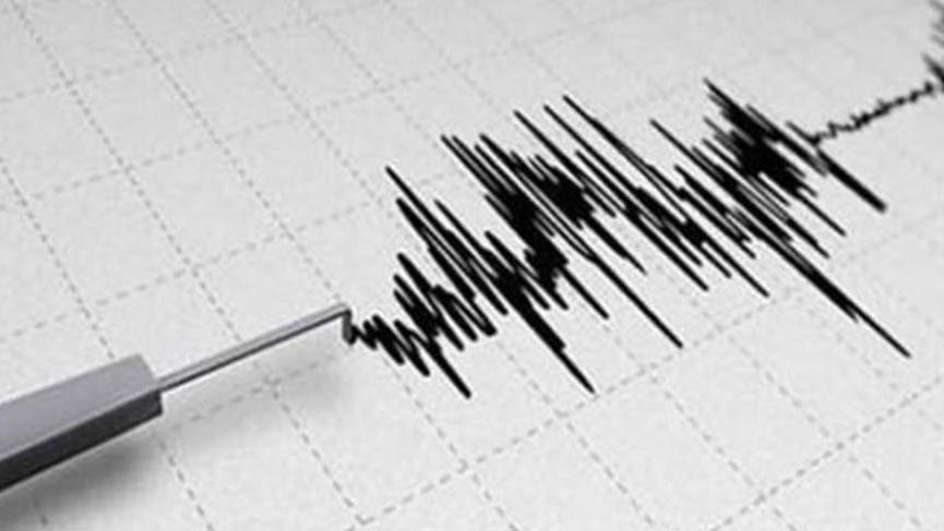 Papua Yeni Gine'de 6.5 büyüklüğünde deprem