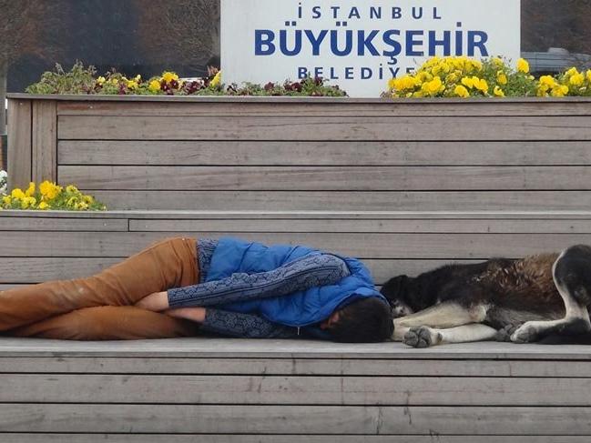 Taksim Meydanı'nda duygulandıran görüntü