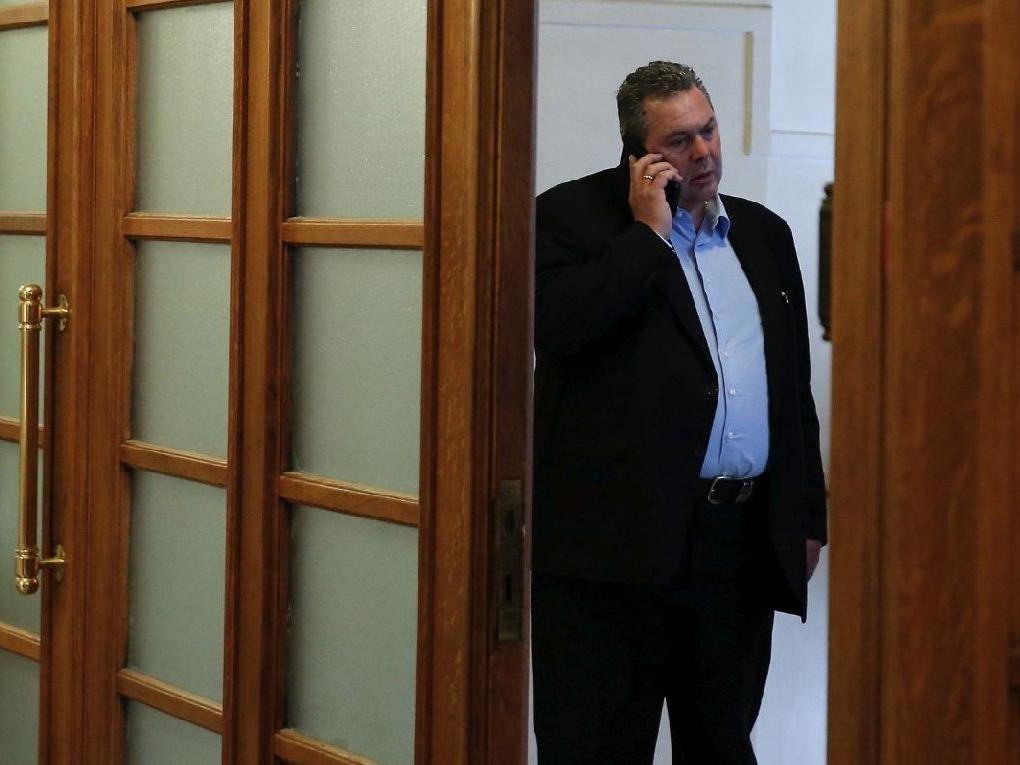 Skandal Yunan bakandan erken seçim açıklaması