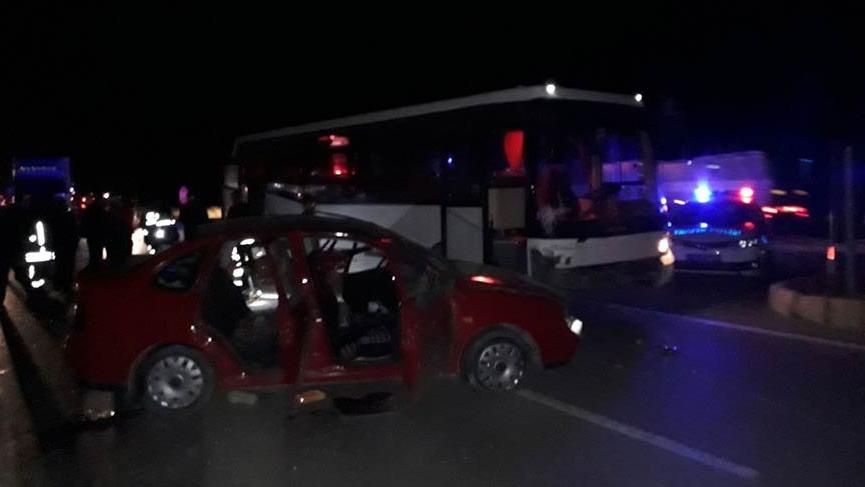 Denizli’de trafik kazası: 3 ölü, 9 yaralı