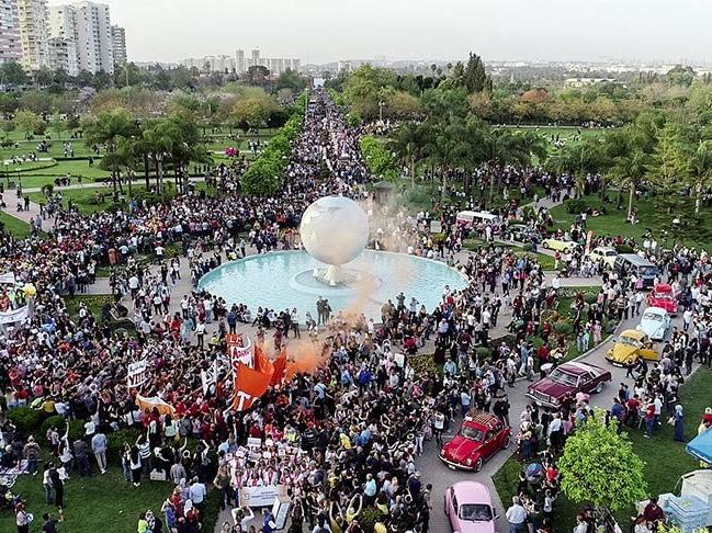 Adana'da karnaval renkli görüntülerle sona erdi