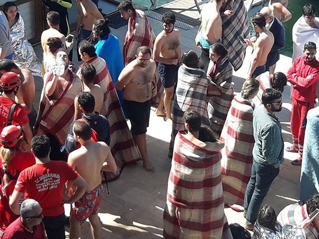 Fethiye'de 'tekne battı' öğrenciler son anda kurtuldu