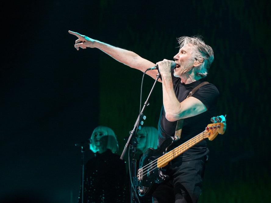 Roger Waters'dan İZEV'e büyük destek