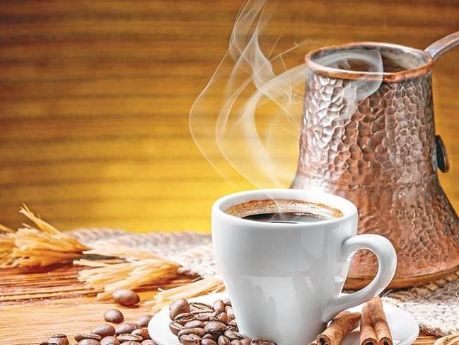 Türk Kahvesi nasıl yapılır? İşte geleneksel içeceklerimizden bol köpüklü Türk Kahvesi tarifi...