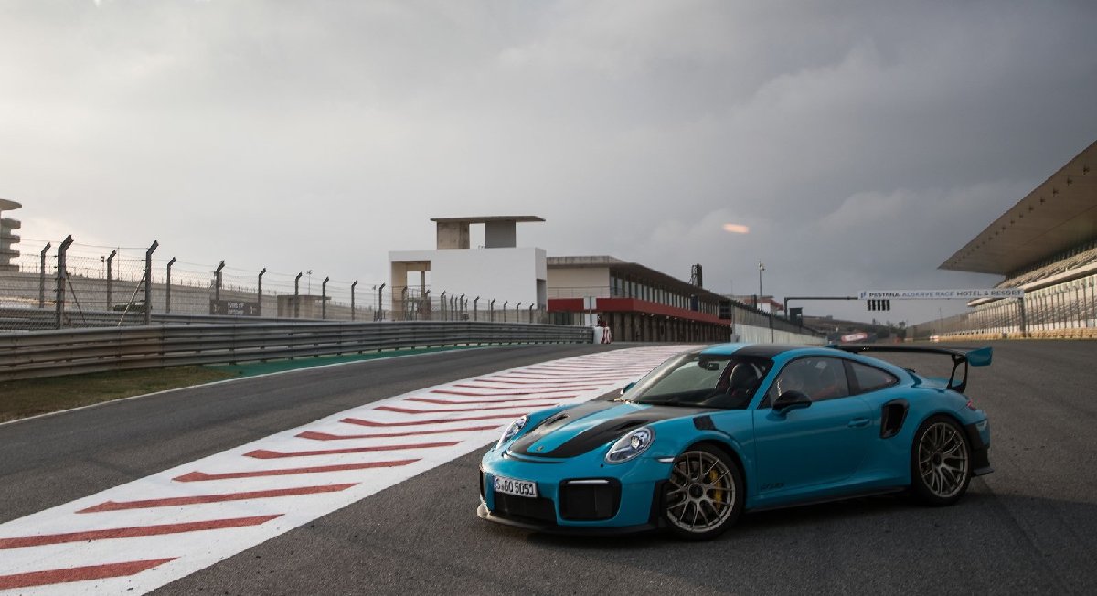 porsche_991_gt2_rs_2-kopya