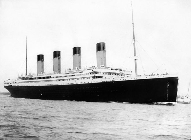 Yolcu gemilerinin en ünlüsü Titanik, Denizlerin Senfonisi'nden 93 metre daha kısa.