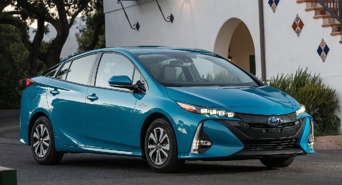 toyota-prius_prime-2017-1600-04-kopya