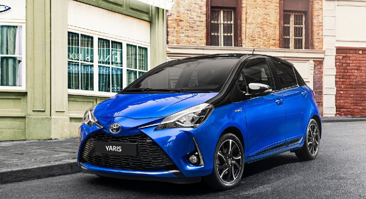 toyota-yaris-2017-1600-01-kopya