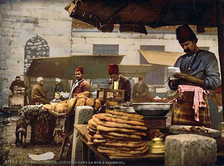 Osmanlı ekonomisi 16. yüzyıldan itibaren ciddi sorunlarla karşılaştı. 
