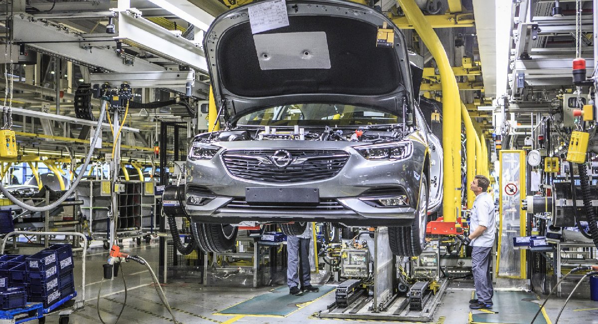 2017-opel-insignia-kopya