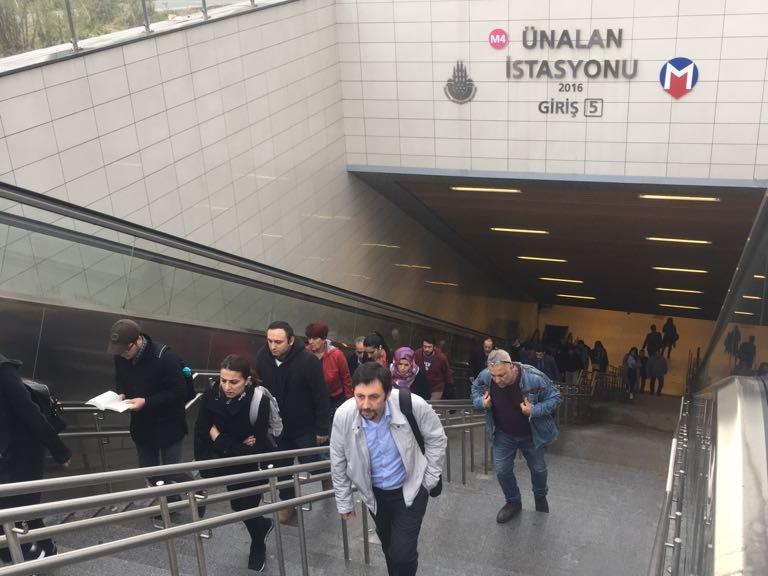 İstanbul Metrosu'nun merdivenleri yürümez oldu!