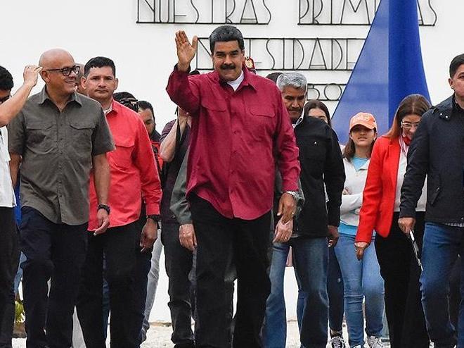 Venezuela'da seçimin galibi Maduro oldu