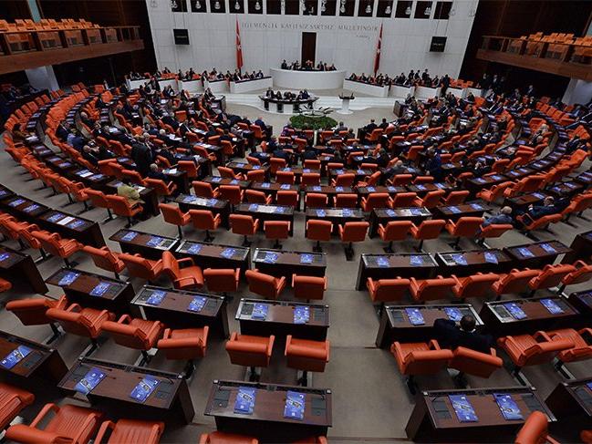 15 milletvekili CHP'ye geri dönüyor