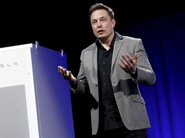 Elon Musk'ın şirketi Tesla'dan 710 milyon dolarlık rekor zarar