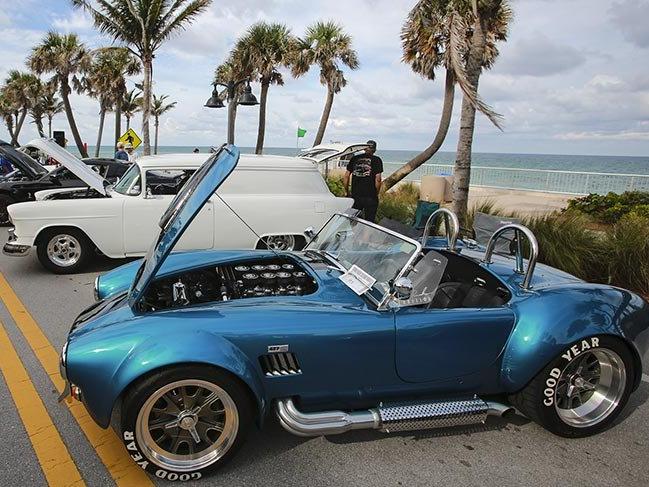 Florida'da klasik otomobil şovu