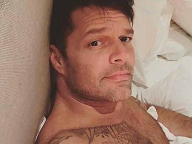 Ricky Martin'in beyaz şortu