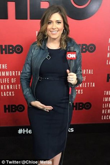 Chloe Melas, 2017'de hamile olduğu dönemde Freeman'ın sözlü tacizine uğradığını belirtiyor.