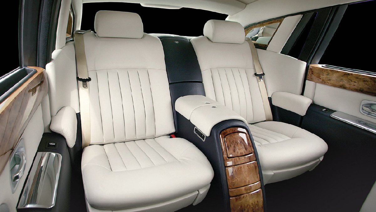 rolls-royce-phantom-rear-seats-kopya