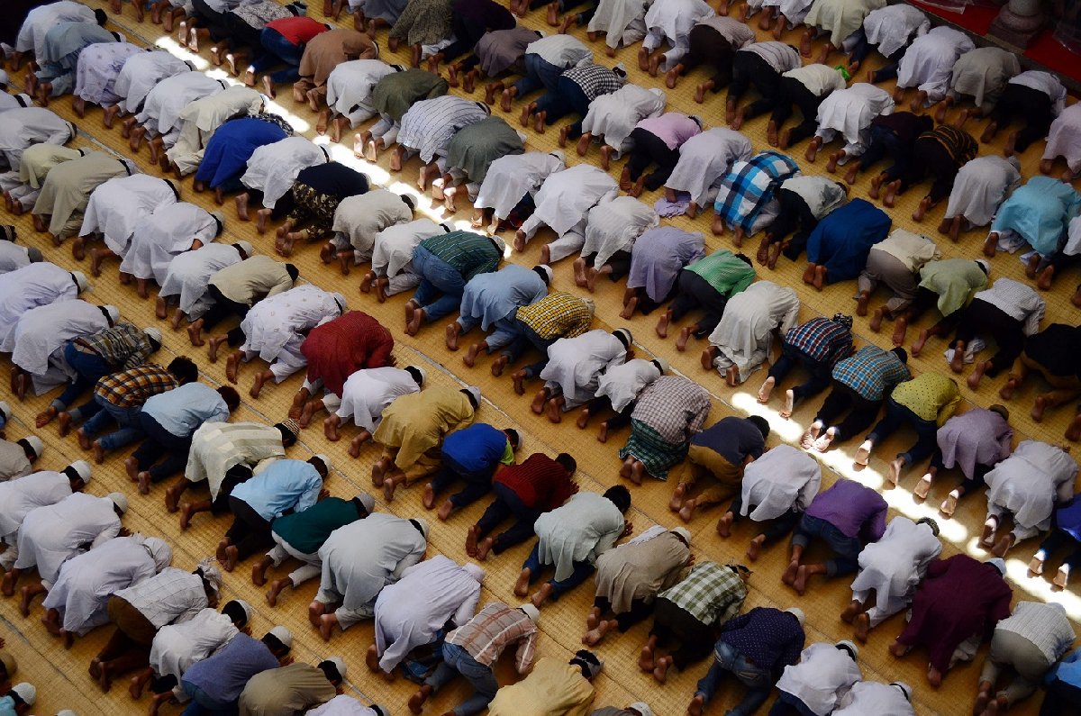 teravi-namaz-depophotos