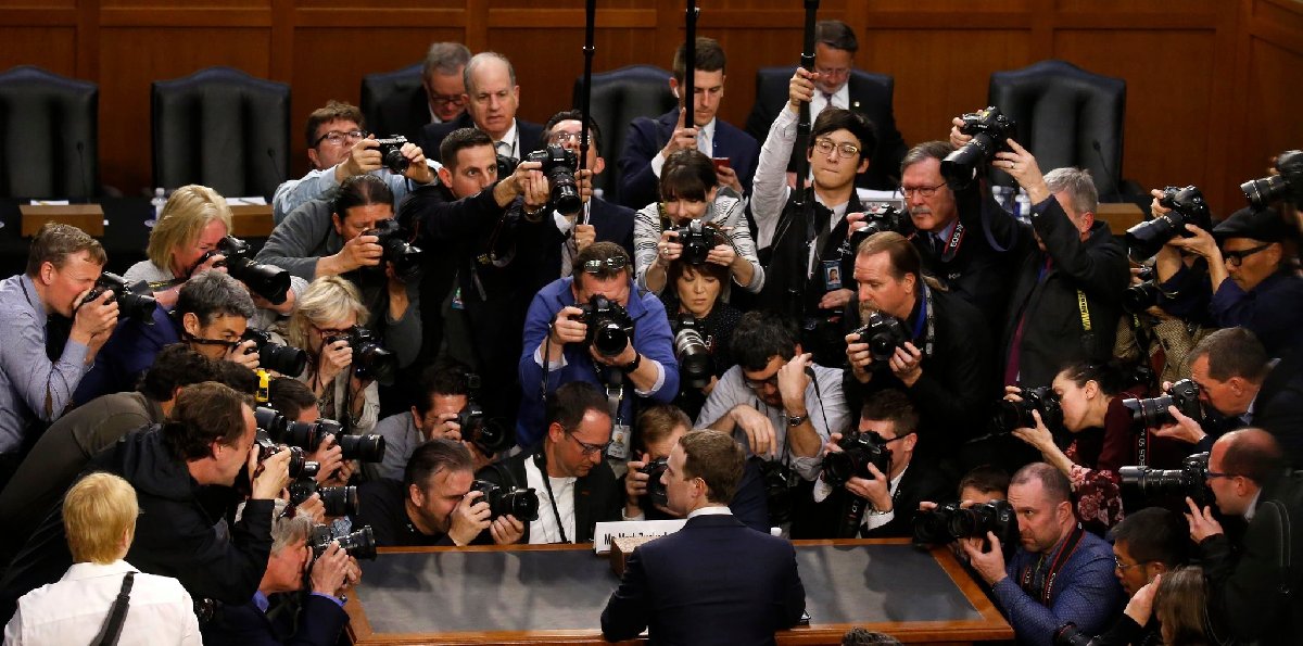 Zuckerberg Nisan ayında Kongre'de böyle ifade vermişti. Fotoğraf: Reuters