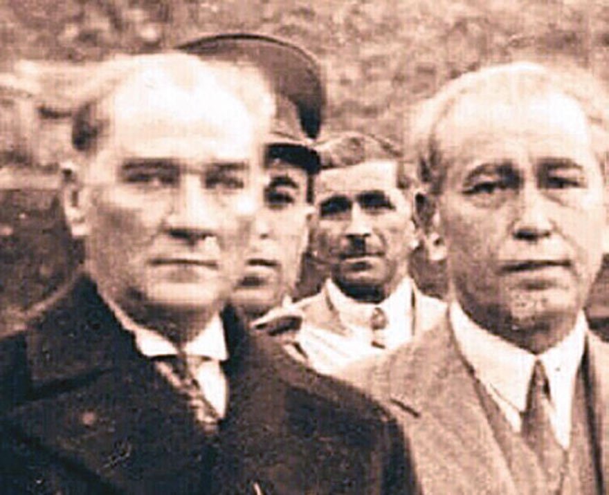 Atatürk ve Fethi Okyar