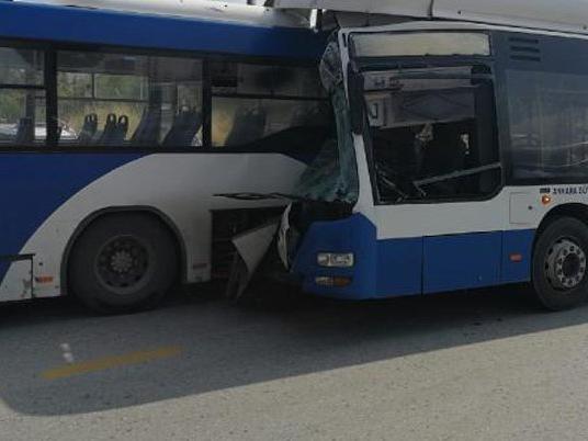 Ankara'da feci kaza: Bir kişi öldü, on altı kişi yaralandı