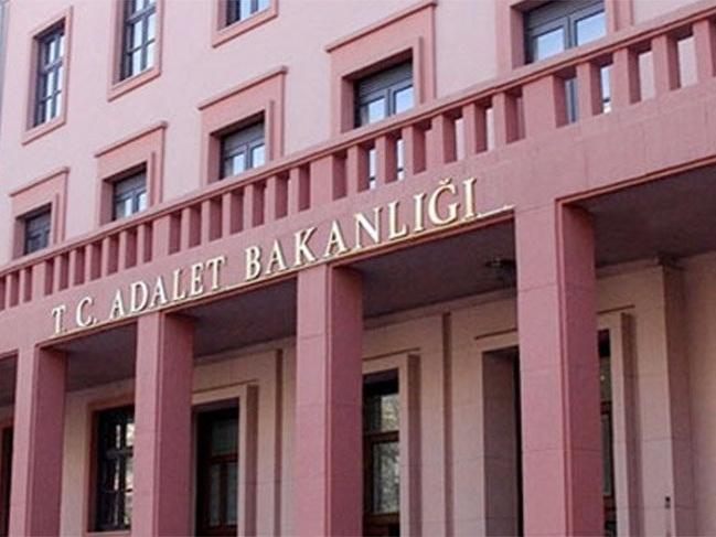 CHP heyeti Adalet Bakanlığı'nda Fetullah Gülen dosyalarını inceledi