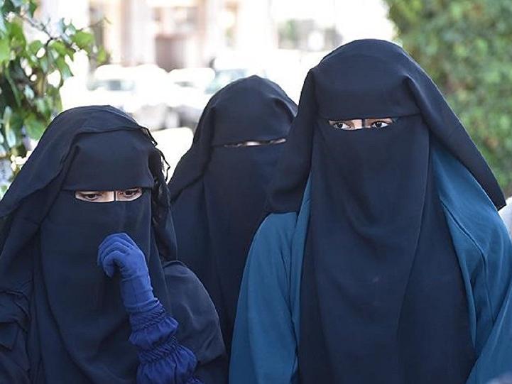 Hollanda'da burka yasağına onay çıktı