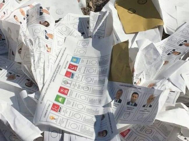 Şanlıurfa'dan vahim fotoğraflar! İnce ve Demirtaş oyları çöpten çıktı