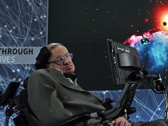 Stephen Hawking'in ses kaydı kara deliğe gönderilecek