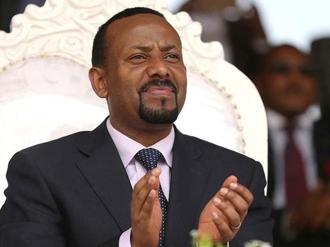 Etiyopya Başbakan'ına el bombalı saldırı