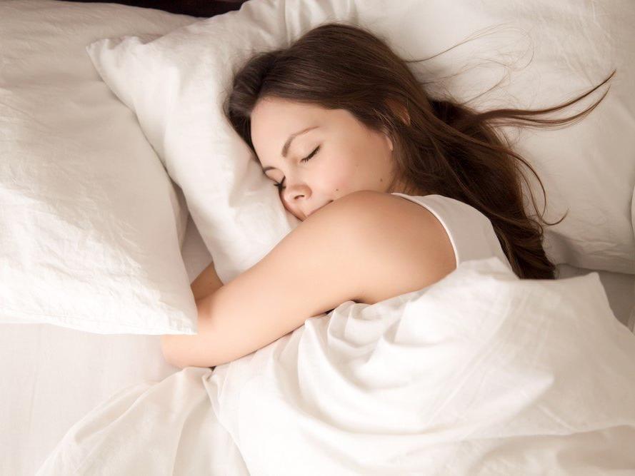 Doğru uyku pozisyonunun düzelttiği hastalıklar