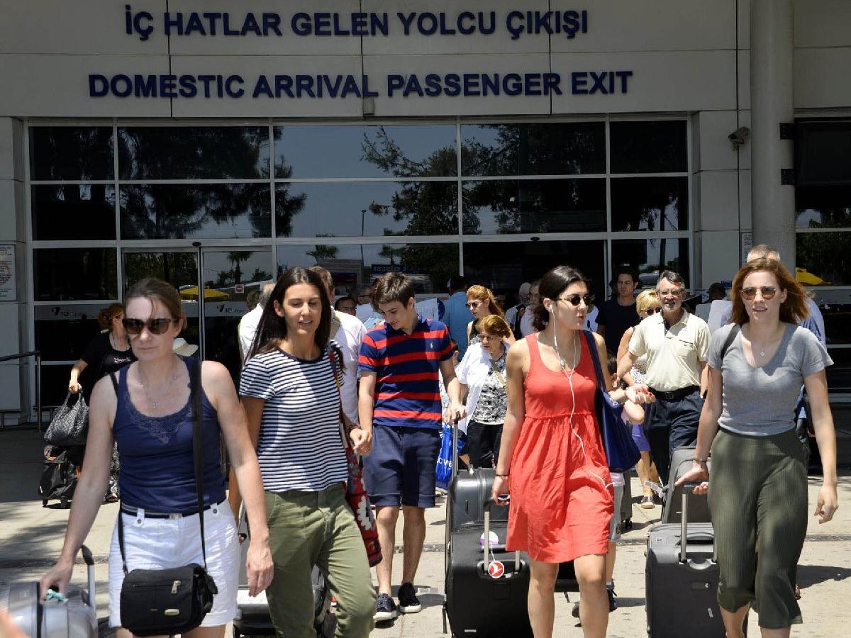 Antalya'ya gelen Rus turist sayısında rekor