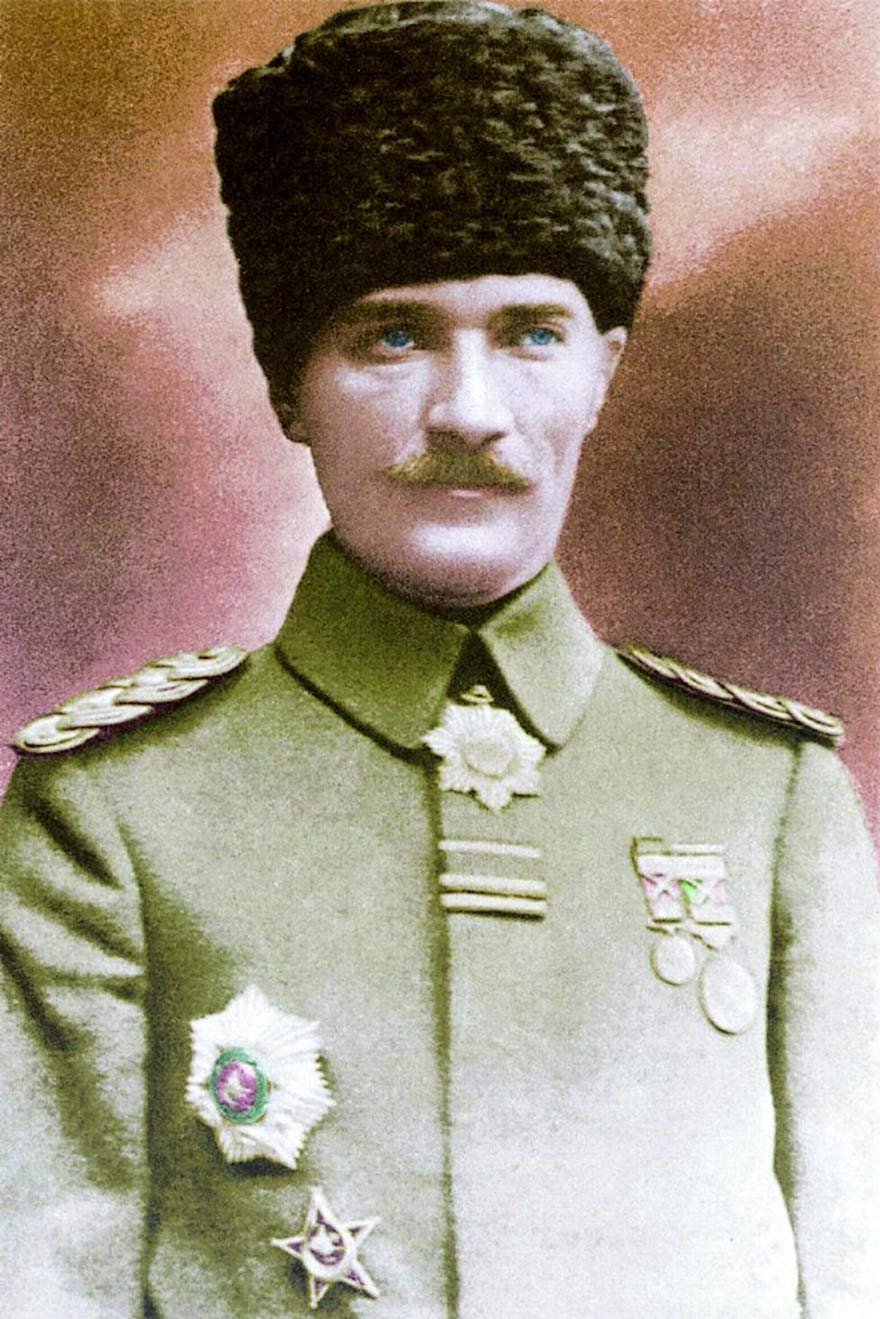 7. Ordu Komutanı Mustafa Kemal 